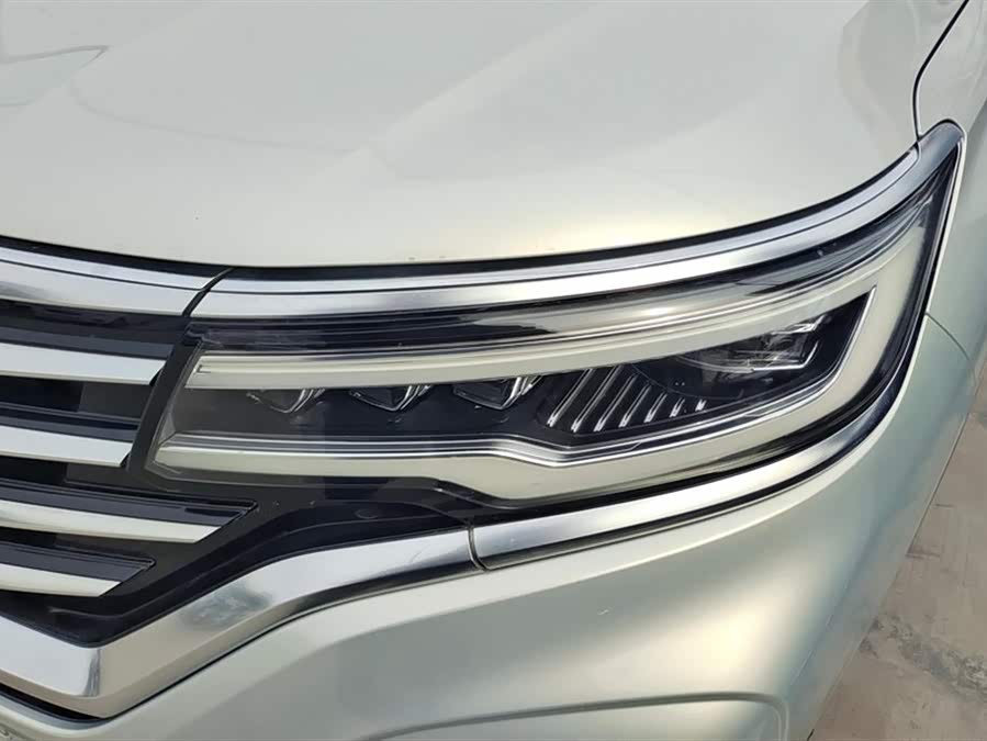 Roewe RX5 eMAX 2020 image de voiture #6