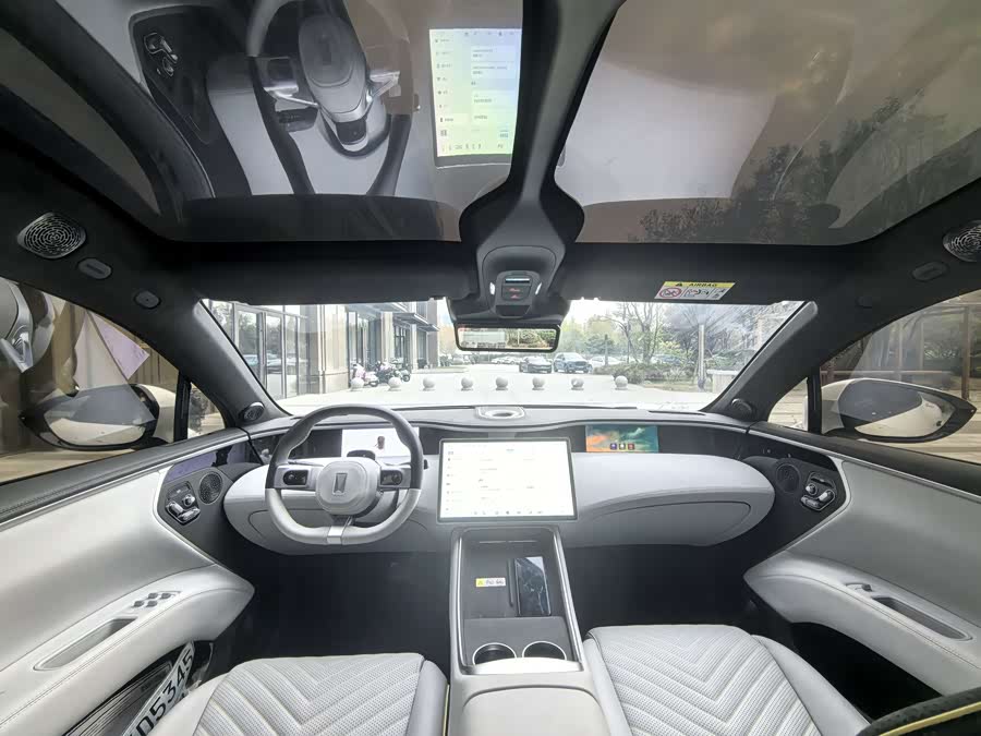 阿维塔 阿维塔11 2025 汽车图片 #6