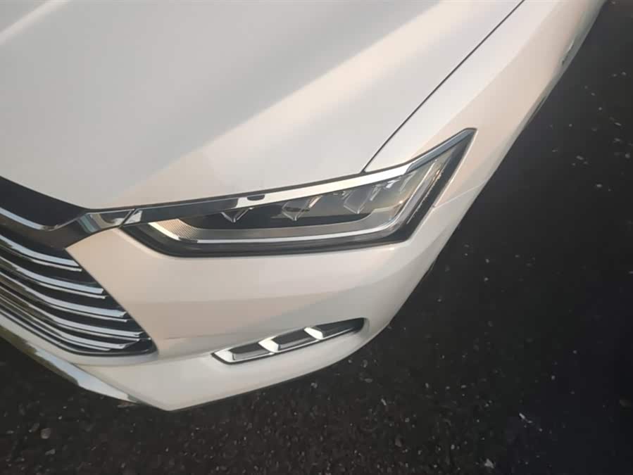 BYD Qin Pro New Energy 2019 car image #6