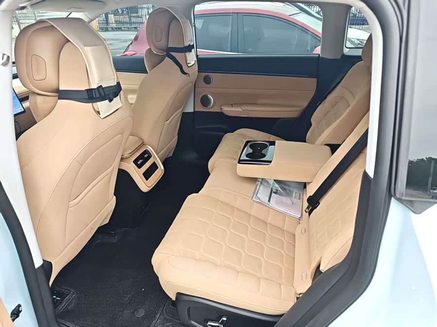 Exceed Stellar Era ET 2025 car image #6