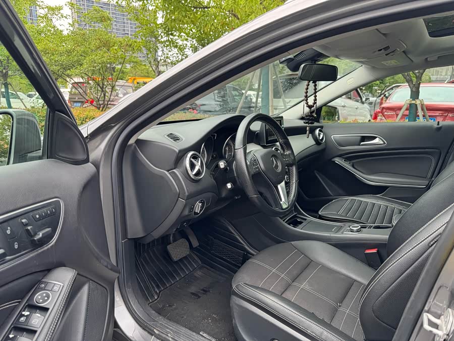 Mercedes-Benz GLA Class (Imported) 2015 car image #6