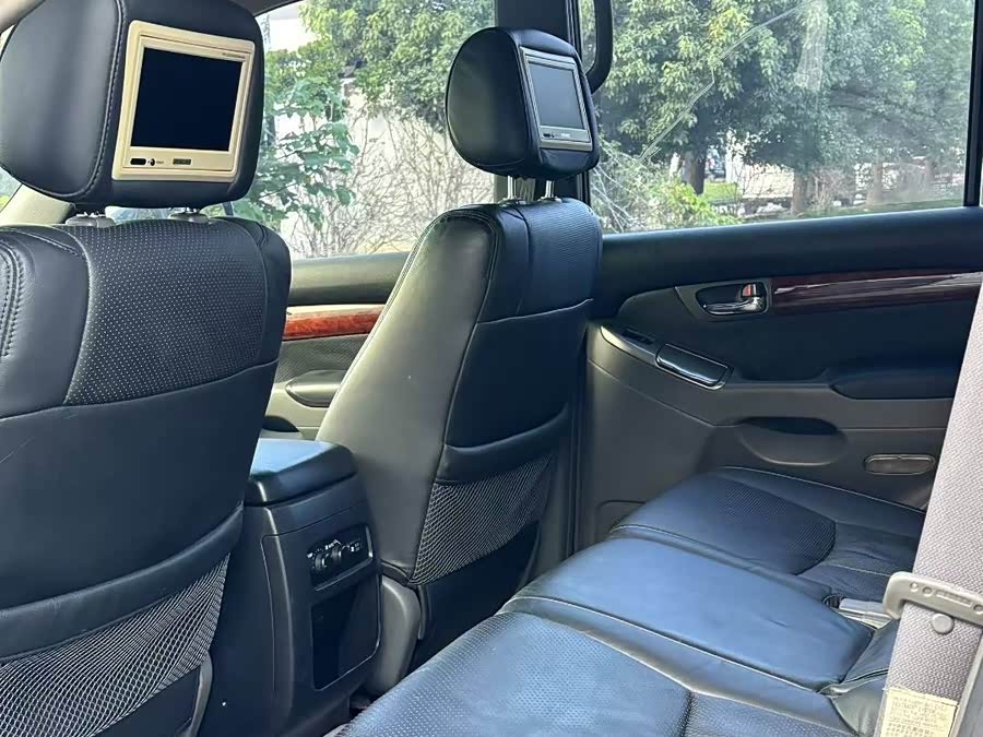 Toyota Prado (Imported) 2009 car image #6