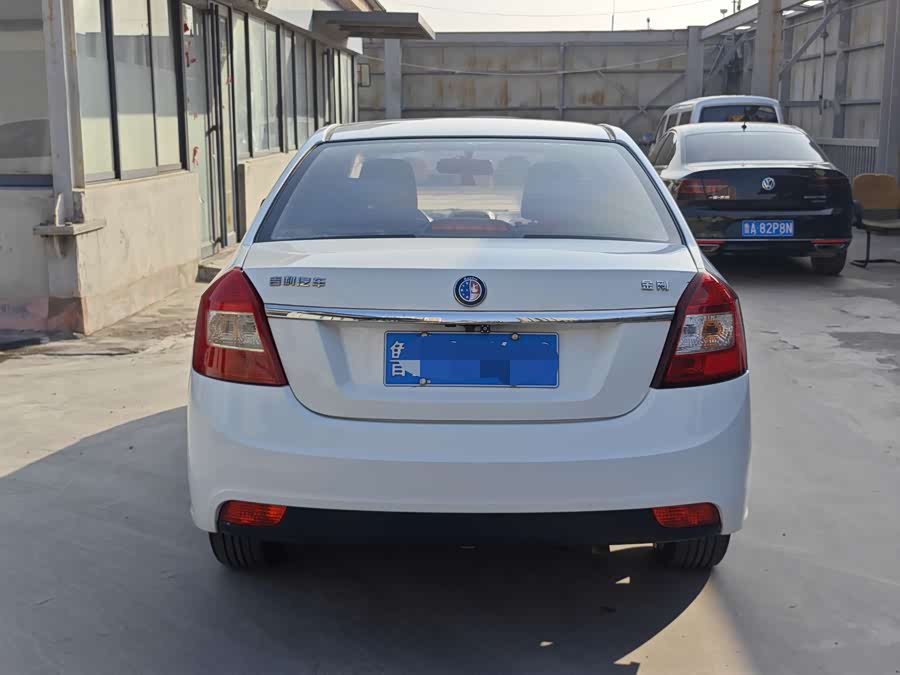 GEELY KingKong 2016 car image #6