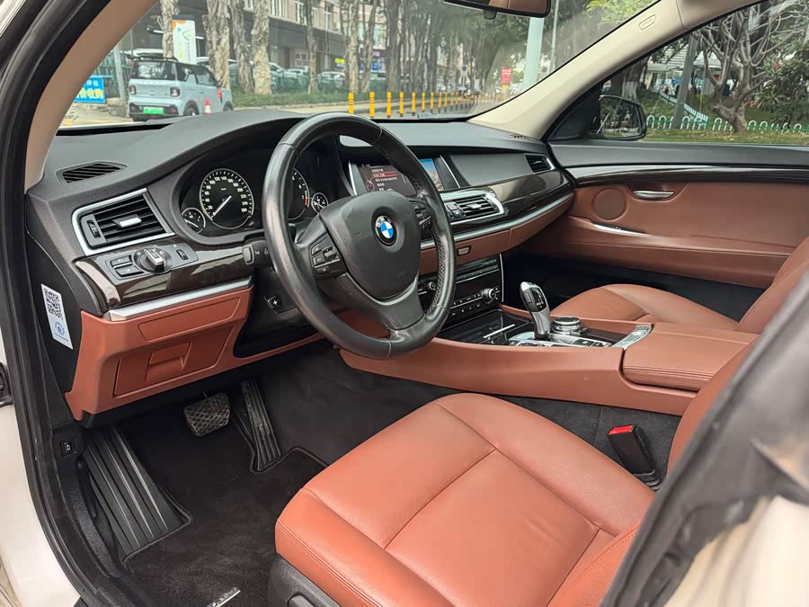 BMW 5 Series GT 2016 #6 BMW 5 Series GT 2016 immagine di auto #6