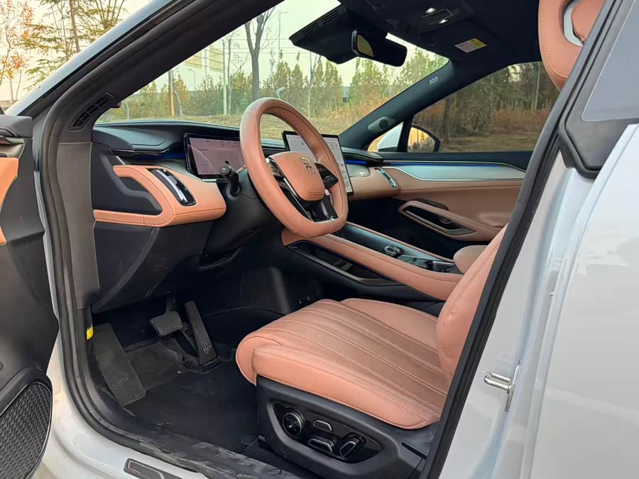 BYD SongL EV 2024 immagine di auto #6