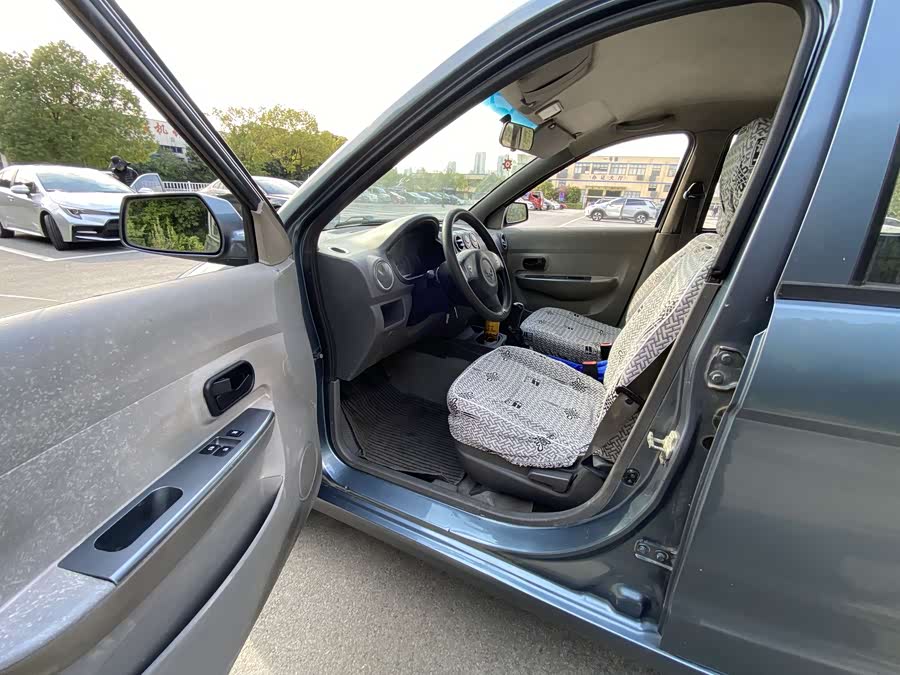 五菱汽车 五菱宏光 2013 汽车图片 #6