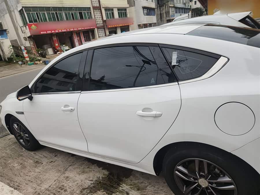 BYD Qin Pro 2020 immagine di auto #6