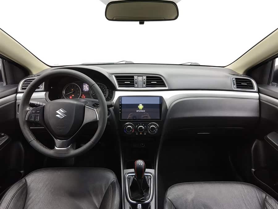 Suzuki Ciaz 2015 изображение автомобиля #6