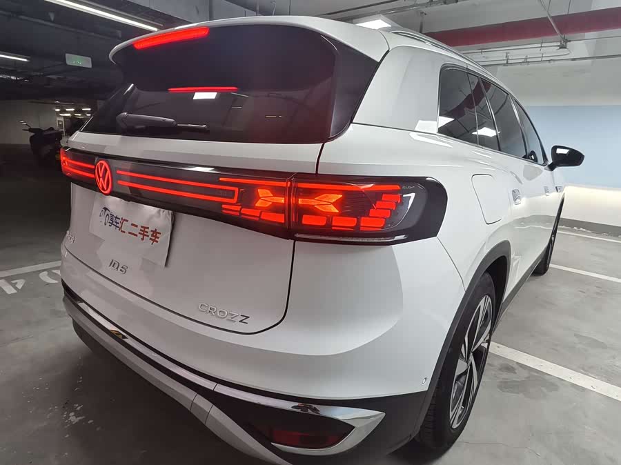 Volkswagen ID.6 Crozz 2022 immagine di auto #6