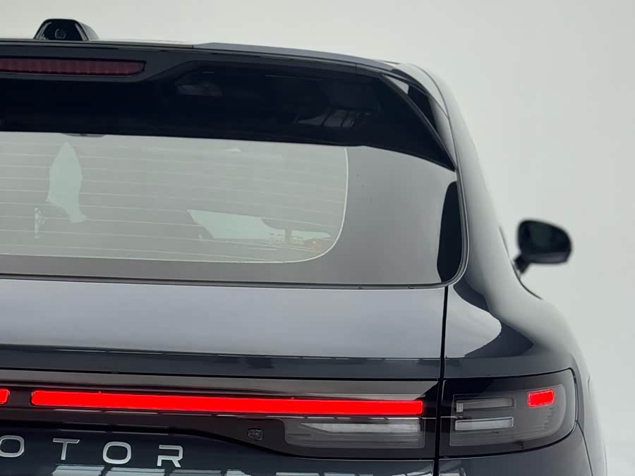 零跑汽车 零跑B10 2025 汽车图片 #6