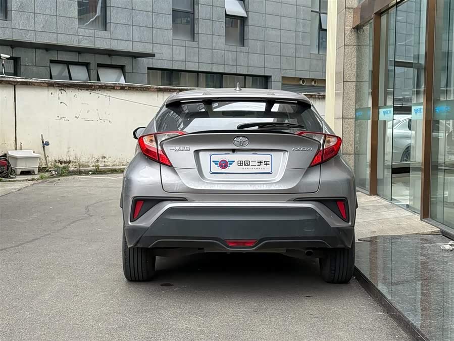 Toyota Izoa 2022 car image #6