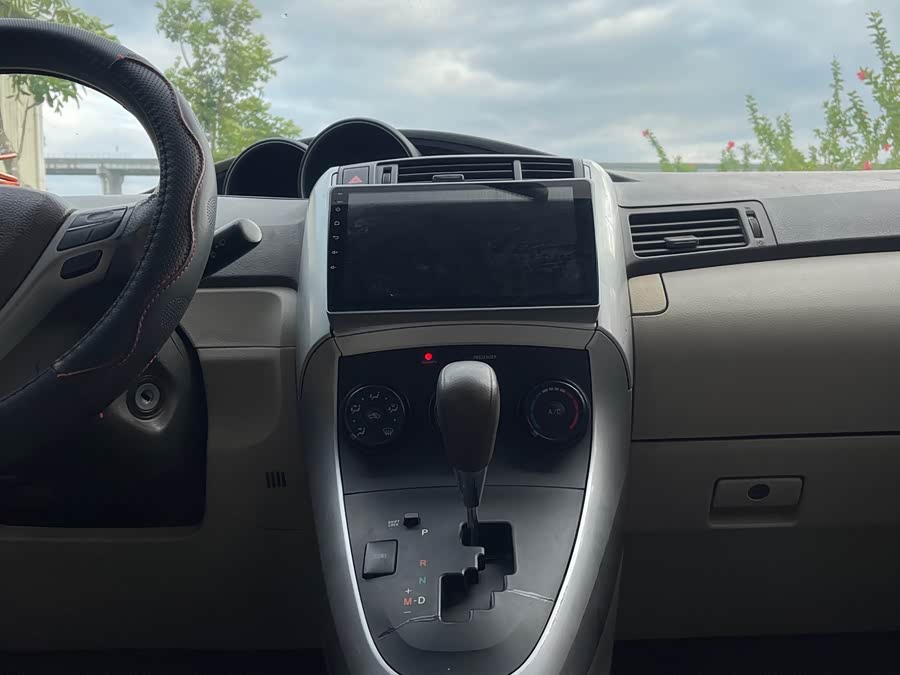 Toyota Reiz 2011 #6 Toyota Reiz 2011 immagine di auto #6