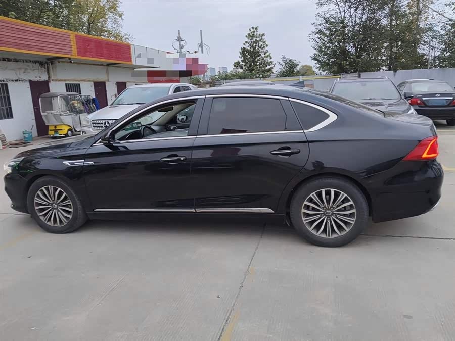 GAC Trumpchi GA8 2017 car image #6