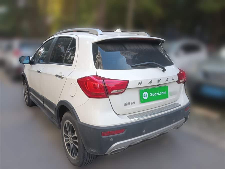 Haval H1 2015 #6 Haval H1 2015 car image #6