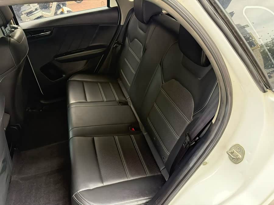 BYD e2 2020 imagem de carro #6