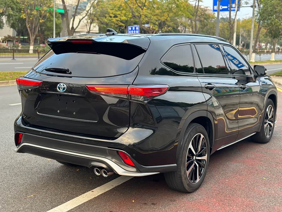 Toyota Crown Kluger 2022 car image #6