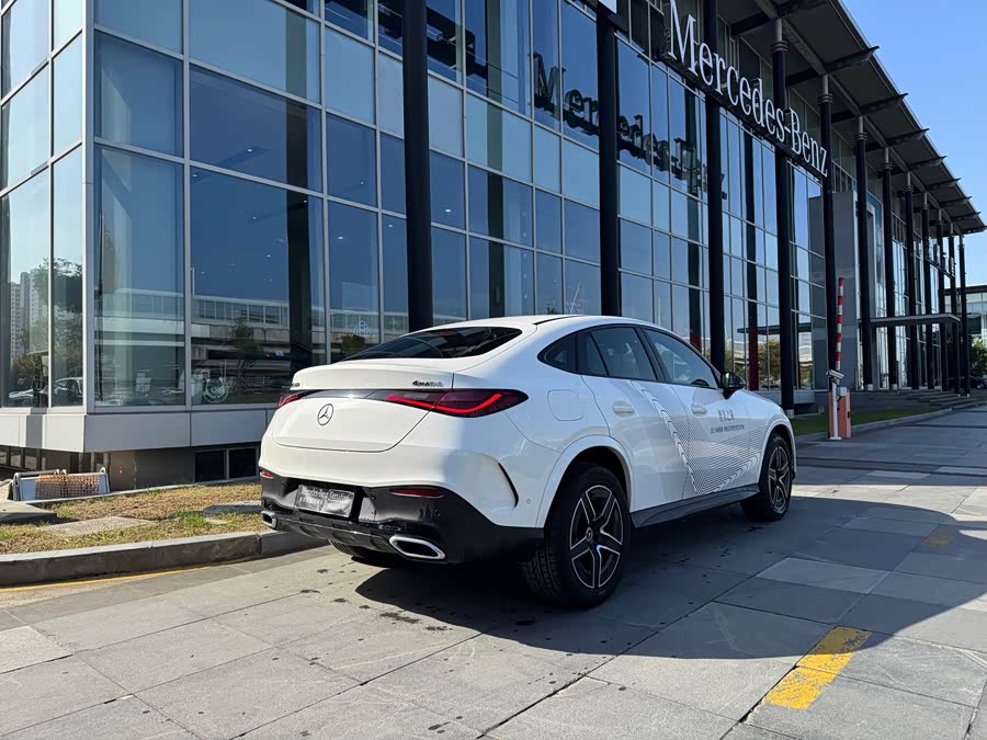 Mercedes-Benz GLC Coupe 2024 #6 Mercedes-Benz GLC Coupe 2024 immagine di auto #6