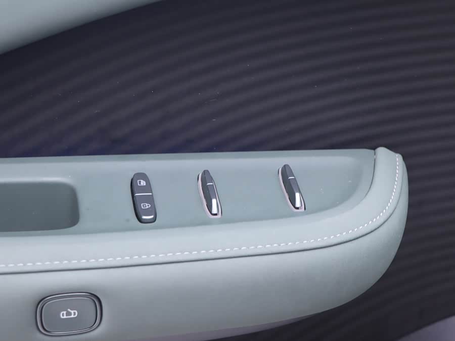 日产 日产N7 2025 汽车图片 #6