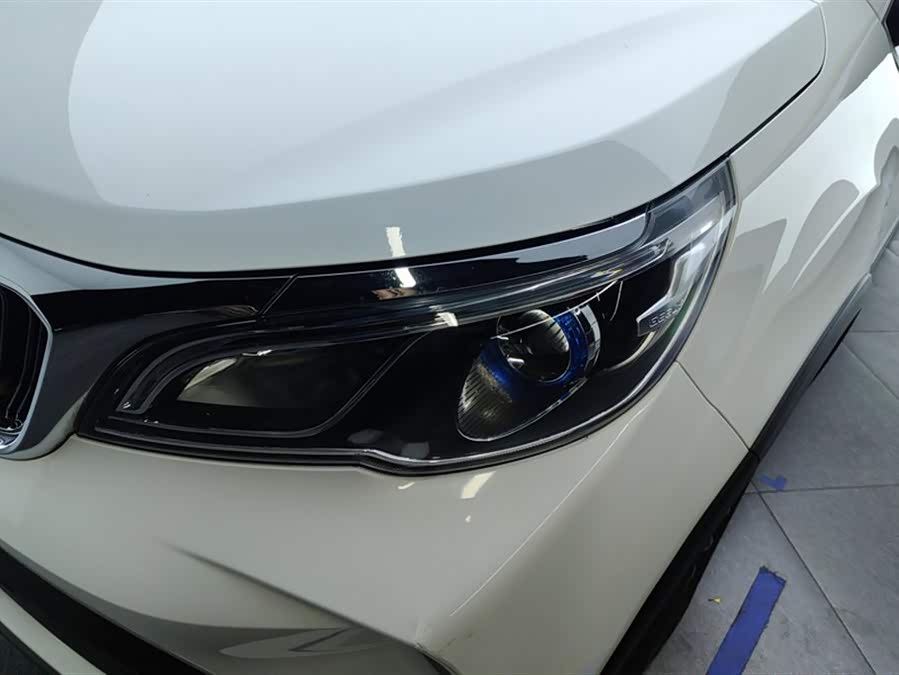 GEELY Vision X3 2021 car image #6