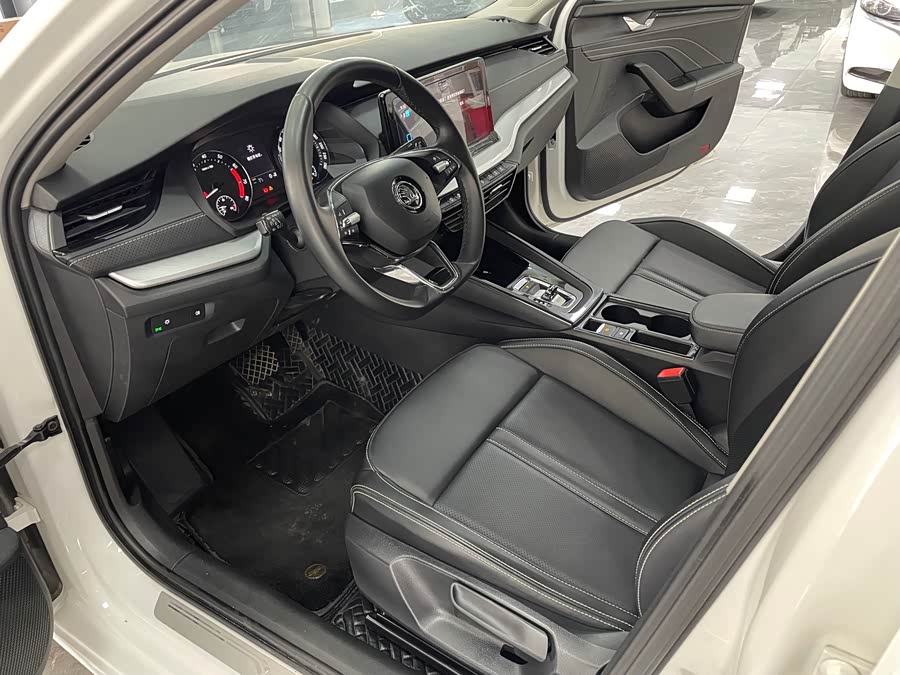 Skoda Octavia 2021 #6 Skoda Octavia 2021 car image #6