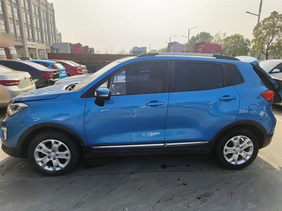 Changan CS15 2017 #6 Changan CS15 2017 car image #6