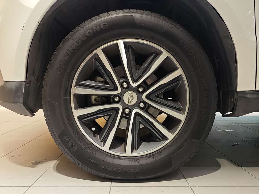 GEELY Vision X6 2019 imagen de coche #6