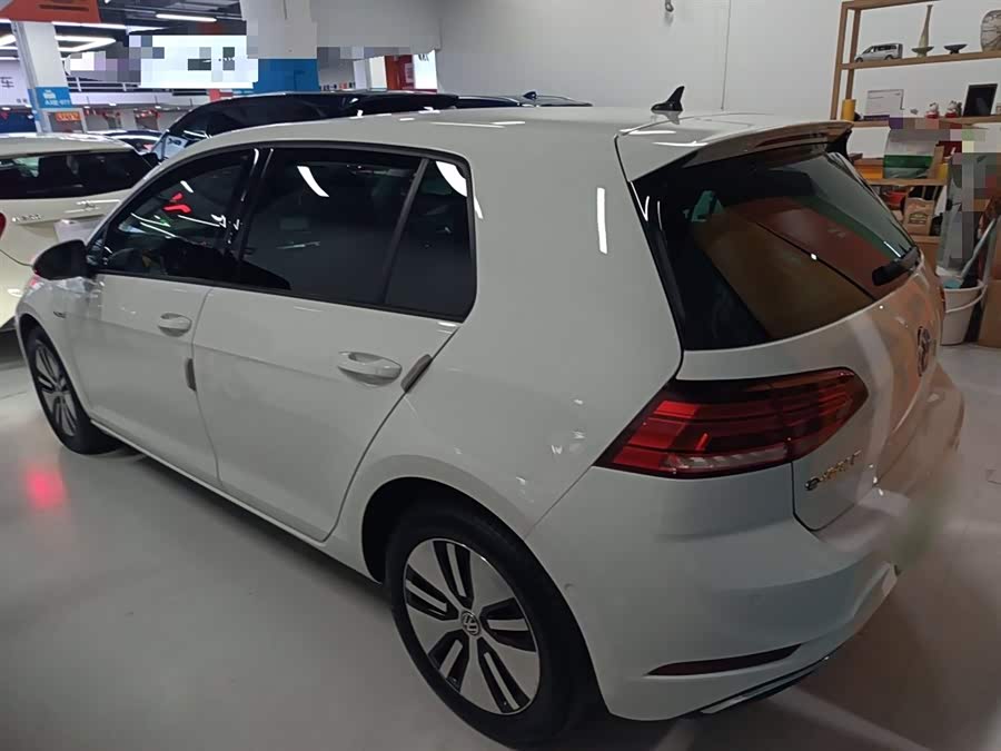 Volkswagen Golf New Energy (Imported) 2020 صورة سيارة #6