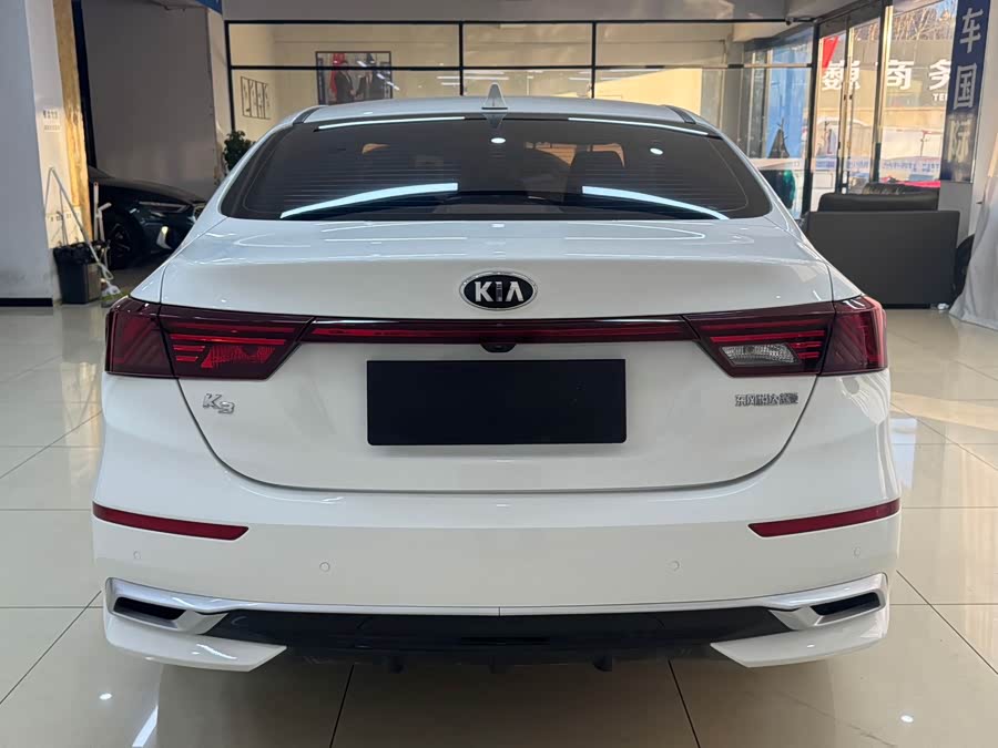Kia K3 2021 car image #6