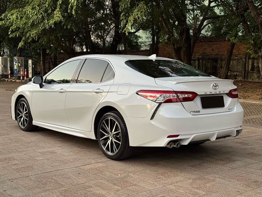 Toyota Camry 2022 #6 Toyota Camry 2022 car image #6