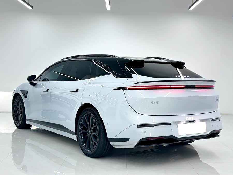 极氪 极氪007GT 2025 汽车图片 #6