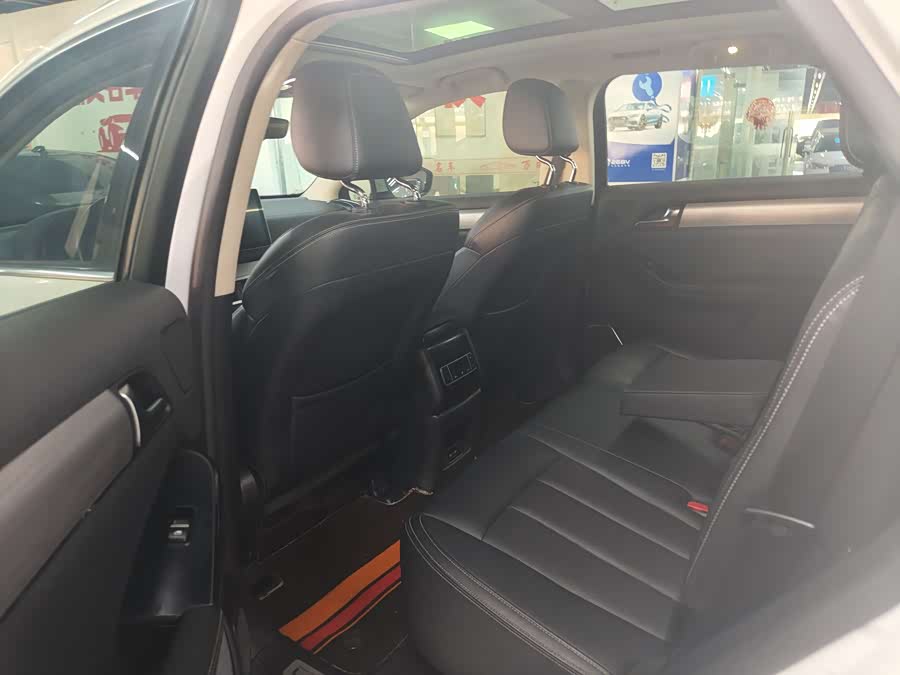 BYD Tang 2019 car image #6