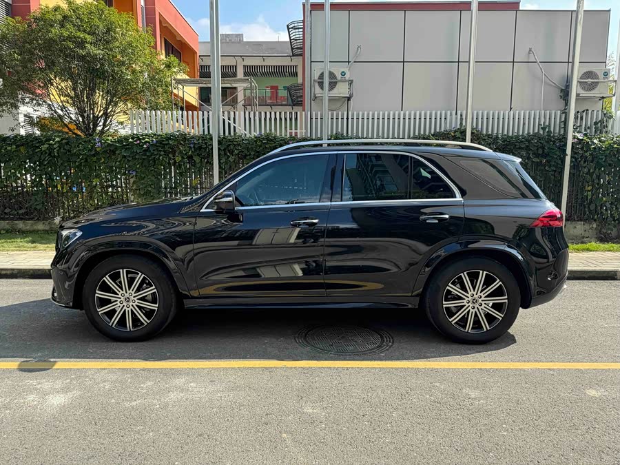 Mercedes-Benz GLE Class 2025 #6 Mercedes-Benz GLE Class 2025 immagine di auto #6