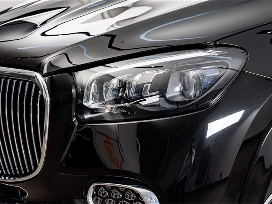 Mercedes-Benz Maybach GLS 2024 car image #6