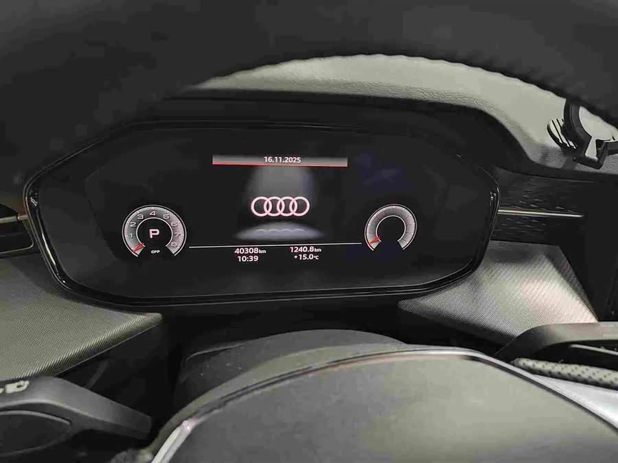 Audi Q6 2023 immagine di auto #6