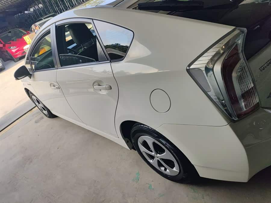 Toyota Prius 2013 #6 Toyota Prius 2013 car image #6