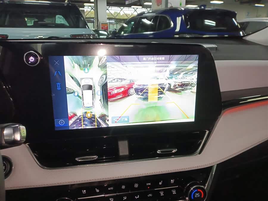 Chevrolet Equinox Plus 2025 #6 Chevrolet Equinox Plus 2025 car image #6