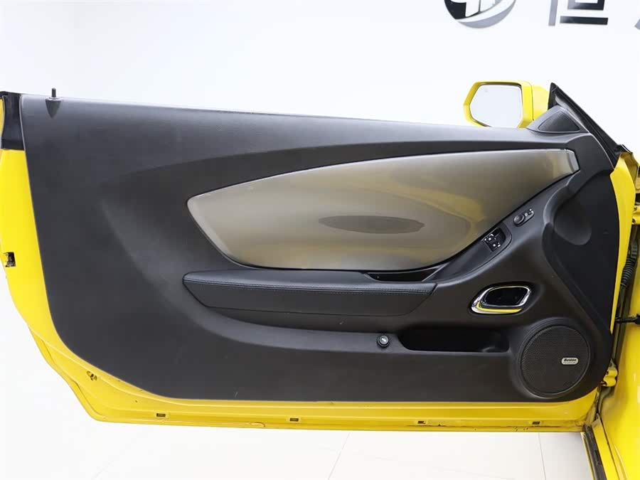 Chevrolet Camaro 2010 car image #6