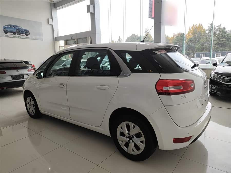 Citroen C4 PICASSO 2017 صورة سيارة #6