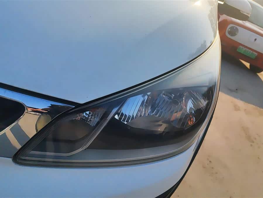 Kia Rio Cross 2019 car image #6