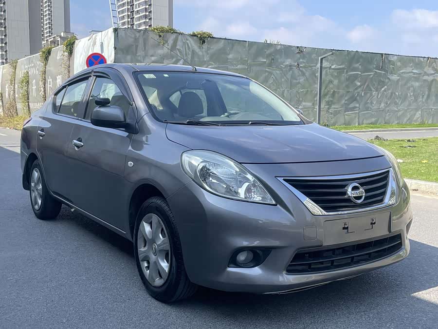 Nissan Sunny 2012 car image #6