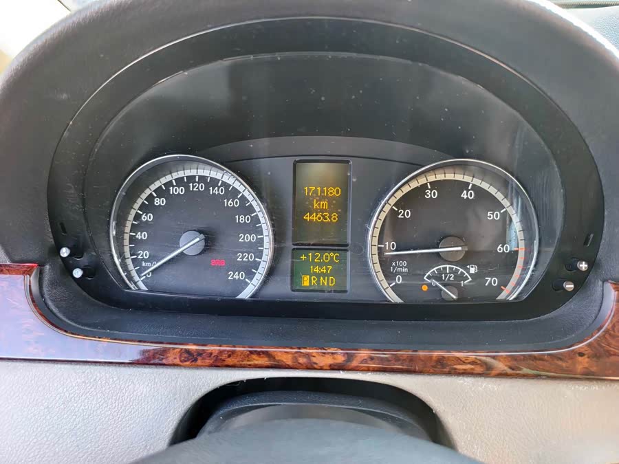 奔驰 唯雅诺 2013 汽车图片 #6