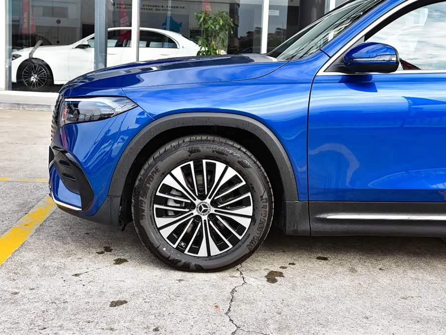 Mercedes-Benz EQB Class 2025 #6 Mercedes-Benz EQB Class 2025 car image #6