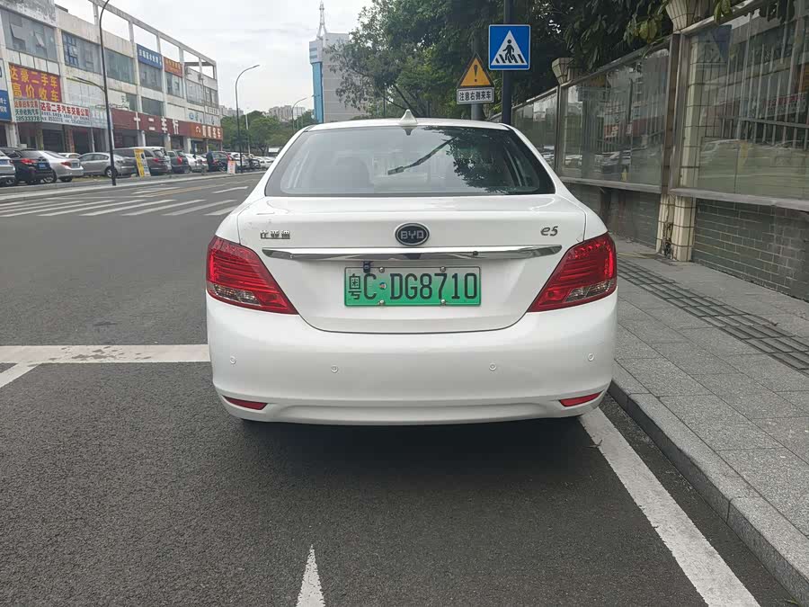 BYD e5 2018 #6 BYD e5 2018 car image #6