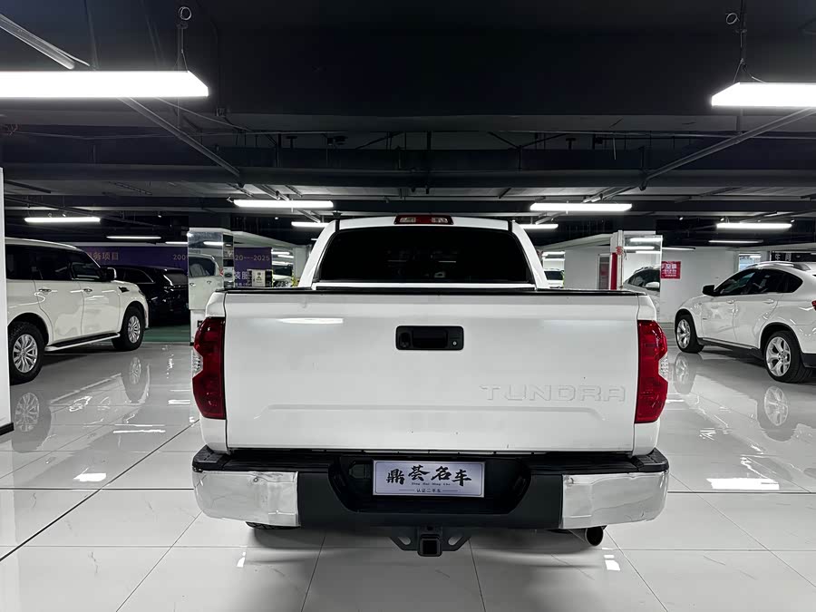 Toyota Tundra 2014 immagine di auto #6