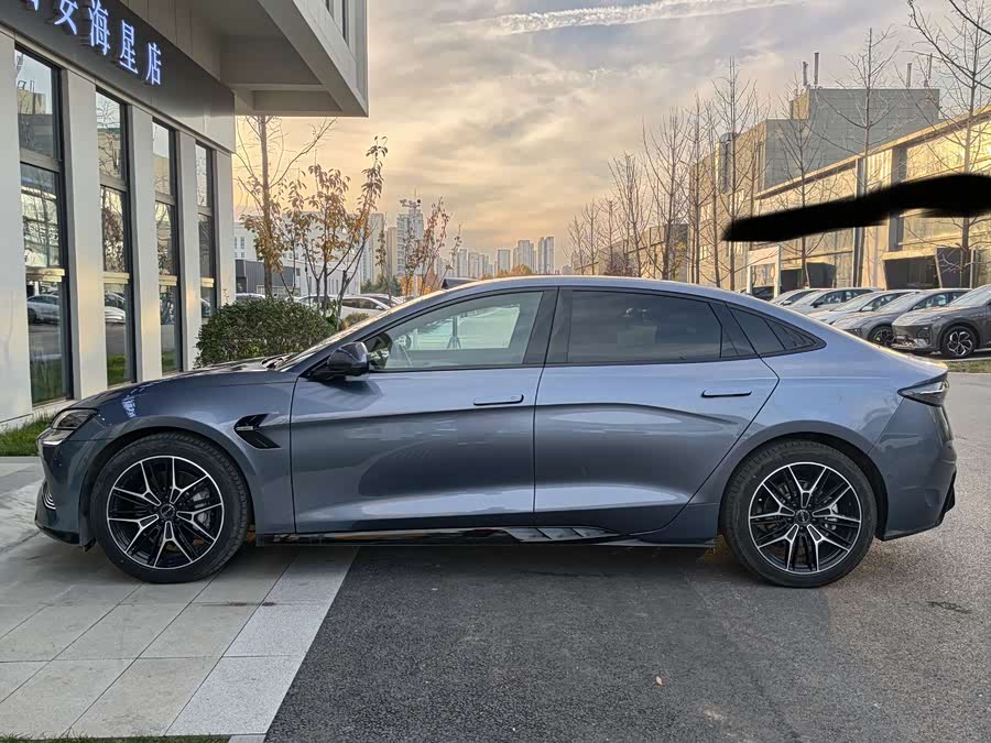 BYD Seal 2025 #6 BYD Seal 2025 صورة سيارة #6