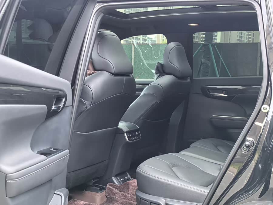 Toyota Crown Kluger 2024 #6 Toyota Crown Kluger 2024 car image #6