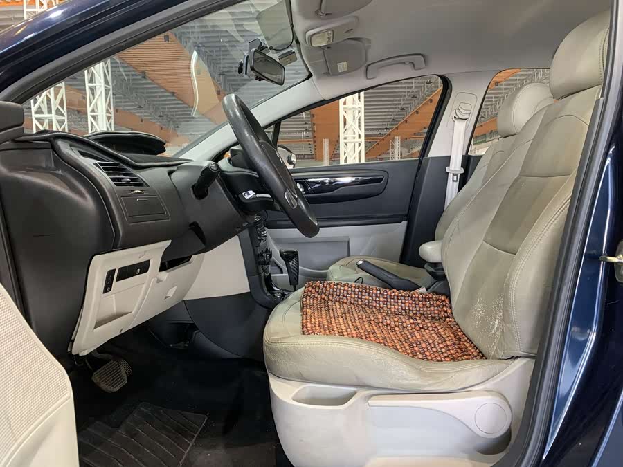 Citroen C-Quatre 2013 car image #6