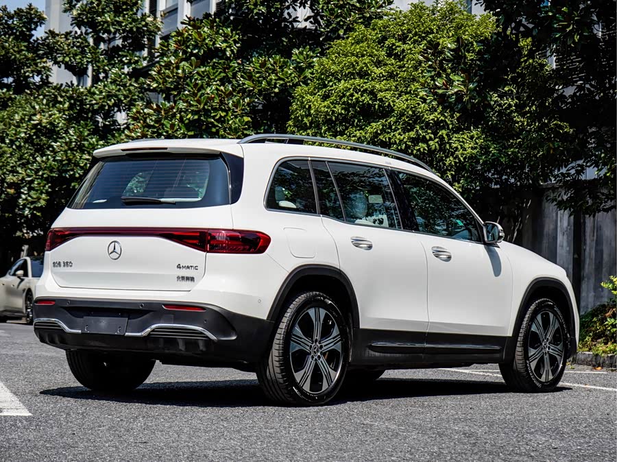 Mercedes-Benz EQB Class 2025 car image #6