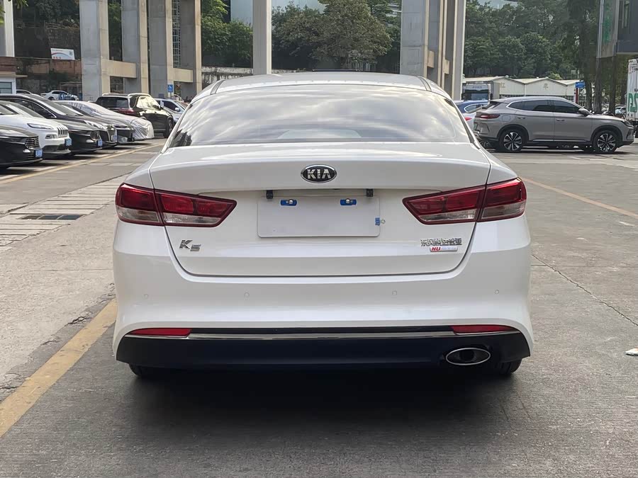 起亚 起亚K5 2017 汽车图片 #6