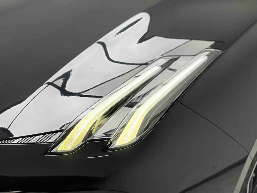 Lynk & Co 03 2022 car image #6